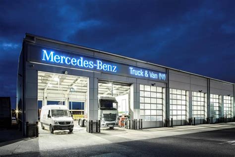 Fields Motorcars serves the greater Lakeland area of Florida, including Plant City and Winter Haven so stop by our dealership at 4141 North Florida Avenue in Lakeland, FL, or give us a call at 888-379-1074. Our team is available to answer your automotive questions. Thanks for browsing our site, and visit your Mercedes-Benz near me soon! 